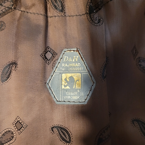 Czech Made Buttery Soft Leather Coat with Fur Collar - Picture 2 of 16